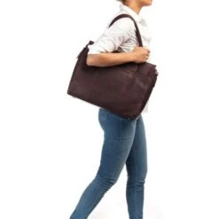 Burkely Antique Avery Dames Laptoptas 15.6" Brown -Tassen en Pasjes 13e2e12bebc9d20b50f338cee1cee69b054ad318