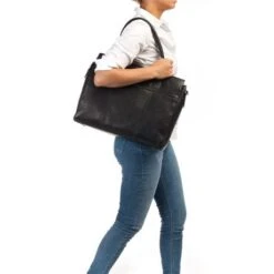 Burkely Antique Avery Dames Laptoptas 15.6" Black -Tassen en Pasjes a00078a0872285df125f0fb9cf0bdba29b0be76f