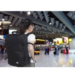 CabinZero Classic 44L Ultra Light Cabin Bag Absolute Black 20 CabinZero Classic 44L Ultra Light Cabin Bag Absolute Black -Tassen en Pasjes cz061201 l absolute black 12