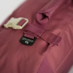 CabinZero Classic 28L Ultra Light Bag Napa Wine -Tassen en Pasjes cz082001 classic 28l napa wine 8