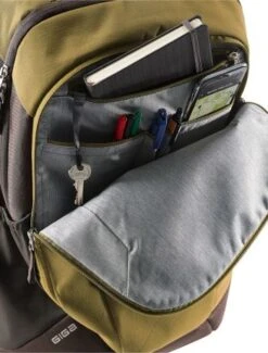 Deuter Giga Backpack Clay-Coffee -Tassen en Pasjes deuter 3812321 6605 giga clay coffee d 07
