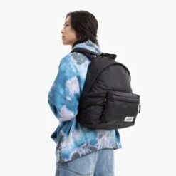 Eastpak Padded Pak'r Rugzak Puff Black -Tassen en Pasjes ek000620 3e1 alt004 uc250948 mhigh