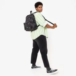 Eastpak Padded Pak'r Rugzak The Simpsons Black -Tassen en Pasjes ek000620 7a1 alt008 uc217665 mhigh