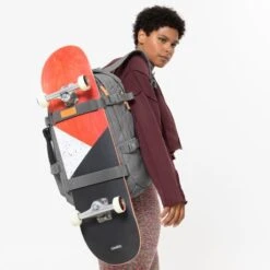 Eastpak Getter CS Rugzak Sunday Grey 15 Eastpak Getter CS Rugzak Sunday Grey -Tassen en Pasjes ek0a5bc6 0b3 alt008 uc216057 mhigh