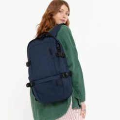 Eastpak Floid Rugzak CS Mono Marine -Tassen en Pasjes ek0a5bci o29 alt001 uc200719 mhigh